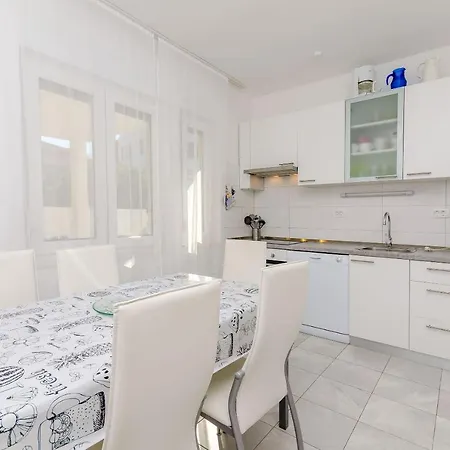Plava Barka Apartment Trogir