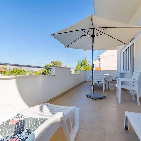 Plava Barka Apartment *